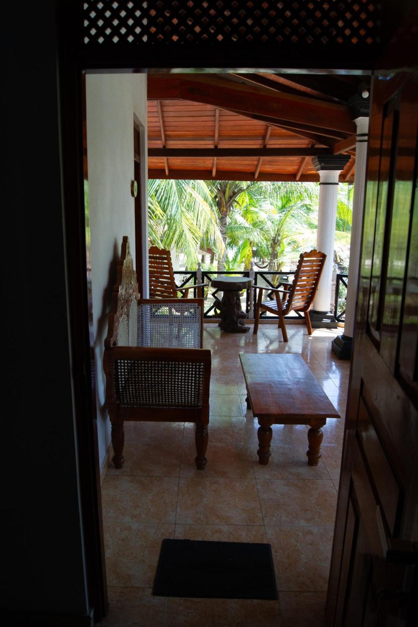 Ibisbird Beach Bungalows, Sport, Spa And Restaurant Tangalle Esterno foto