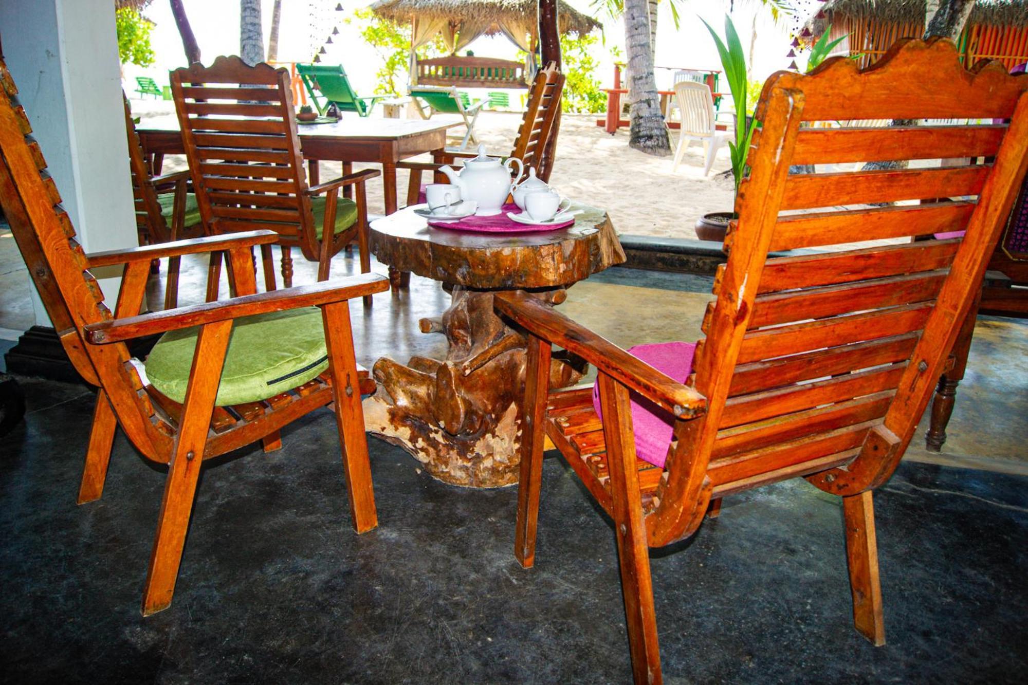 Ibisbird Beach Bungalows, Sport, Spa And Restaurant Tangalle Esterno foto