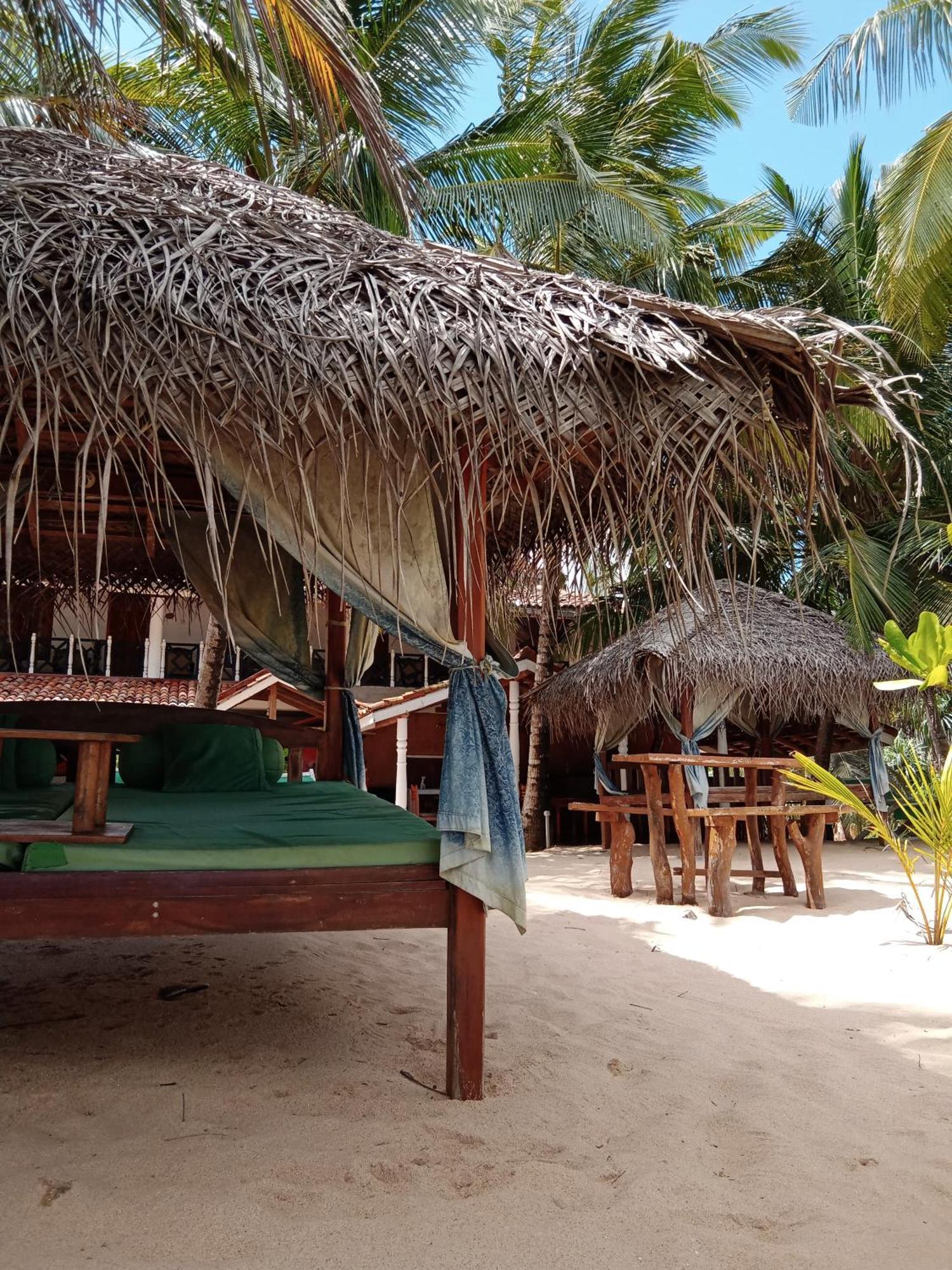 Ibisbird Beach Bungalows, Sport, Spa And Restaurant Tangalle Esterno foto