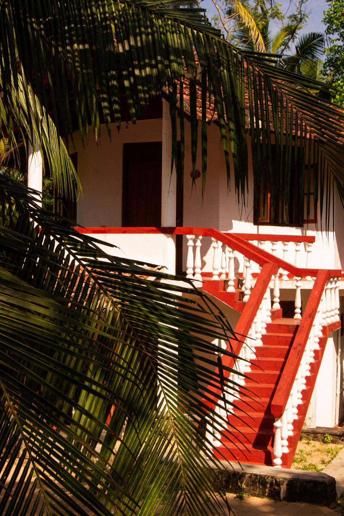 Ibisbird Beach Bungalows, Sport, Spa And Restaurant Tangalle Esterno foto